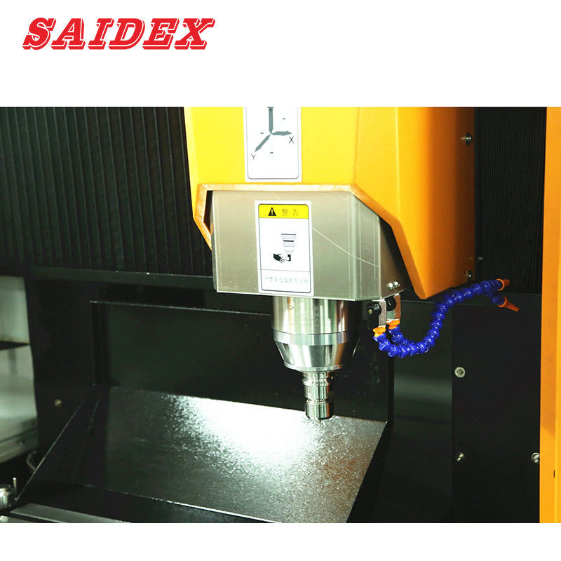 24000rpm 스핀드 속도 SD650 3000kg 무게 최대 작업 부하 400kg의 아크릴 CNC 기계 금속 닦기 기계