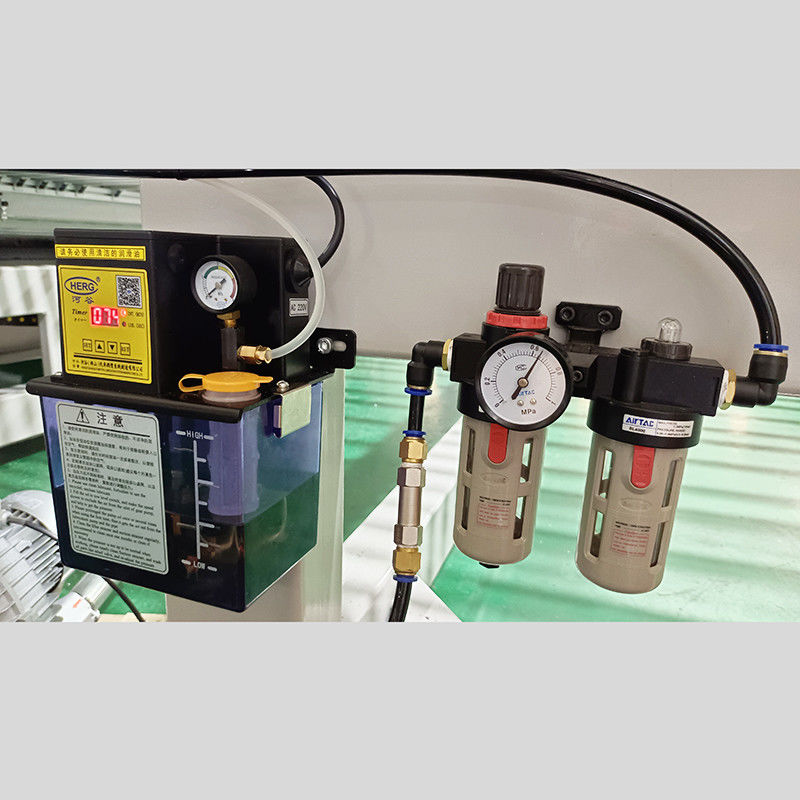 SD-2600 고정밀 아크릴 태블릿 톱 아크릴 패널 톱 기계 자동 Pom, Pet, Pa, 나일론, Peek 절단 PLC 기계