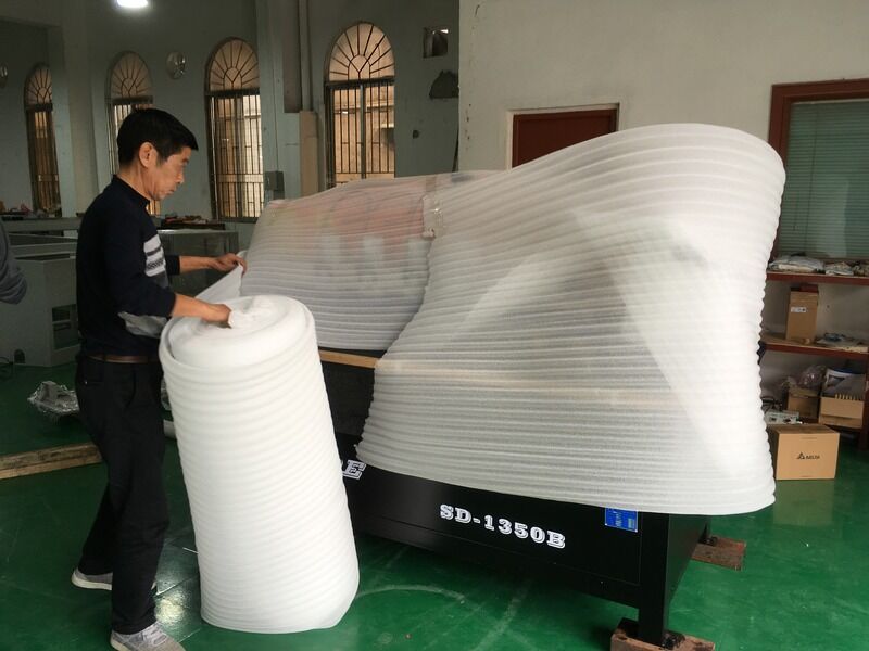 2.5kW 등급 입력 전력으로 아크릴 폴리싱 기계